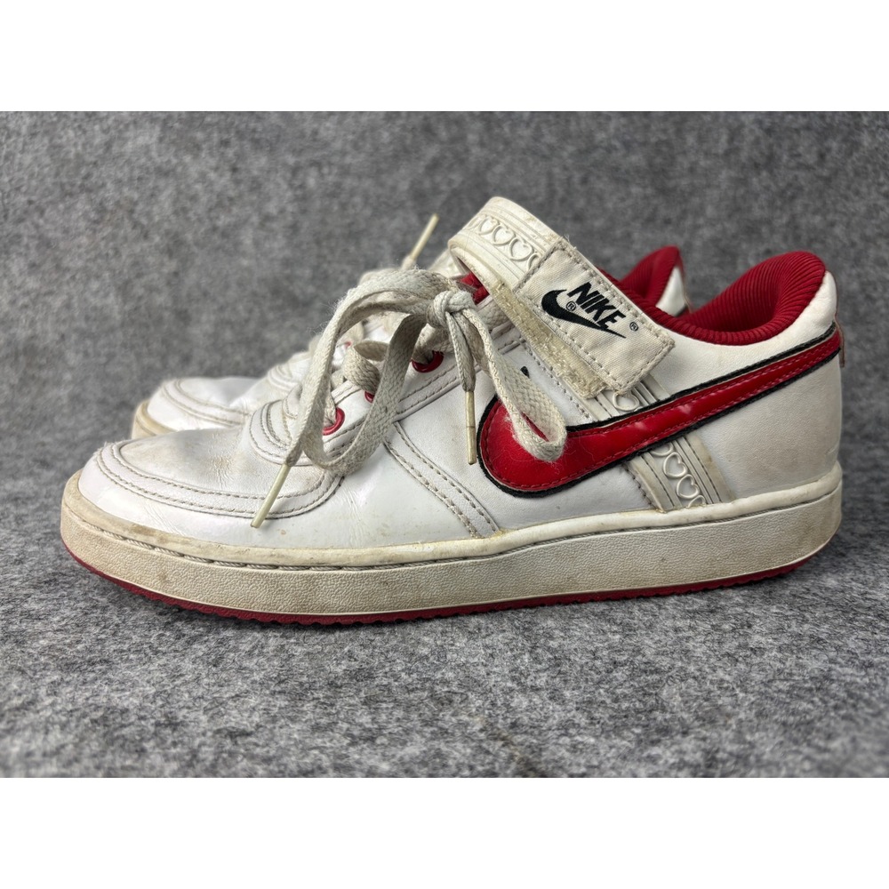 Nike Court Tradition 2 Sneakers Womens Size 8 White Red Hearts 316555-161